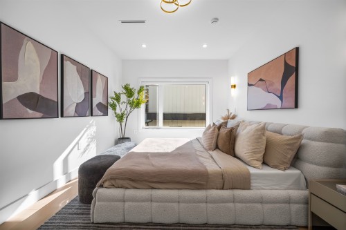 2712 Kitchener Street, Vancouver, BC 