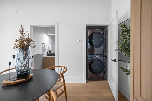 2712 Kitchener Street, Vancouver, BC 