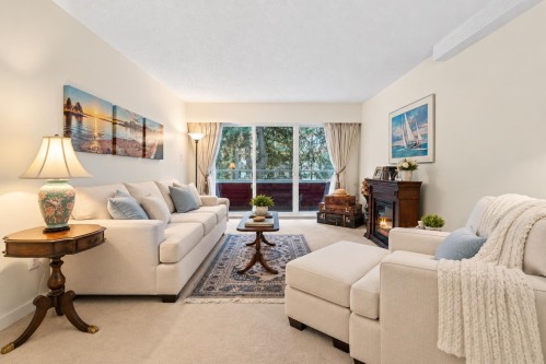 206-250 1st Street W North Vancouver, BC V7M 1B4