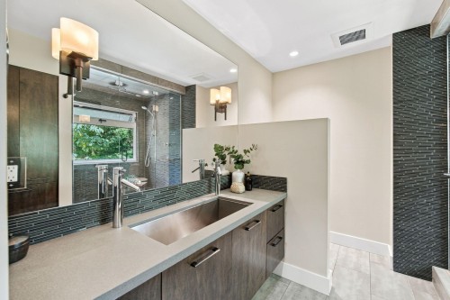 1383 Charter Hill Drive, Coquitlam, BC 