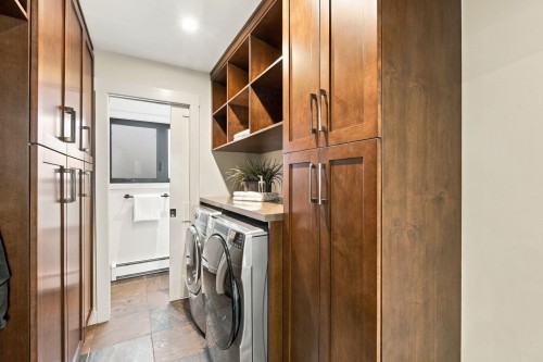 1383 Charter Hill Drive, Coquitlam, BC 