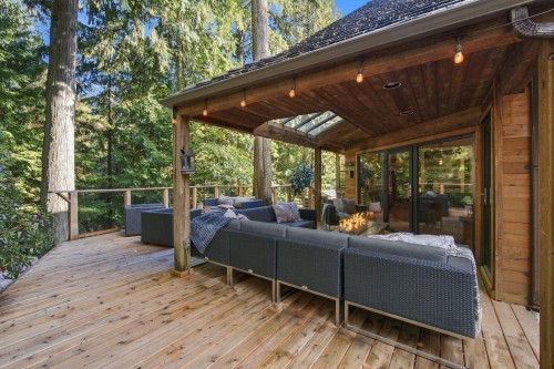 1383 Charter Hill Drive, Coquitlam, BC 