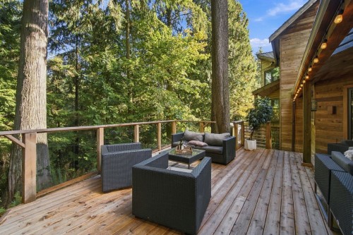 1383 Charter Hill Drive, Coquitlam, BC 