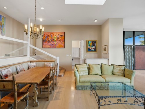 1439 Sandhurst Place, West Vancouver, BC 