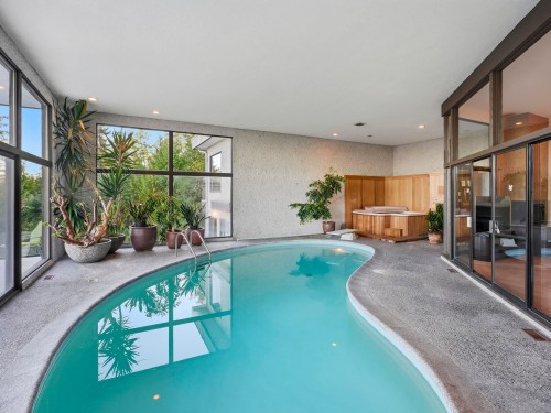1439 Sandhurst Place, West Vancouver, BC 