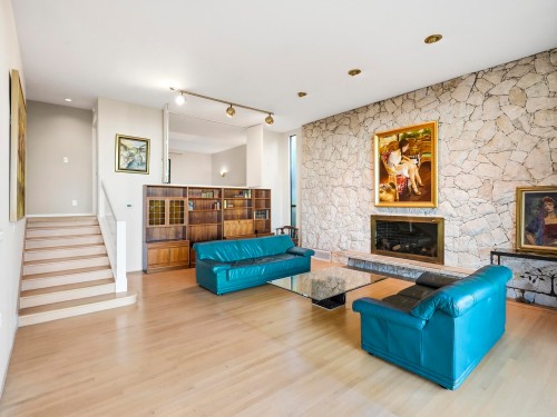 1439 Sandhurst Place, West Vancouver, BC 