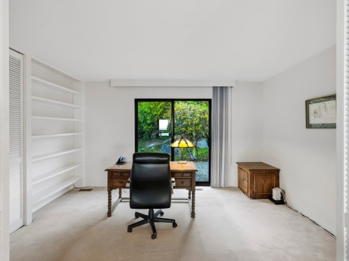 1439 Sandhurst Place, West Vancouver, BC 