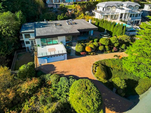 1439 Sandhurst Place, West Vancouver, BC 