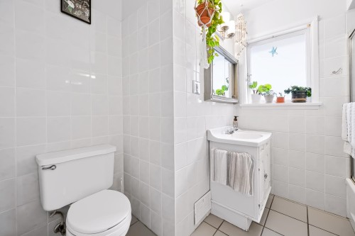 1685 55Th Avenue E, Vancouver, BC 
