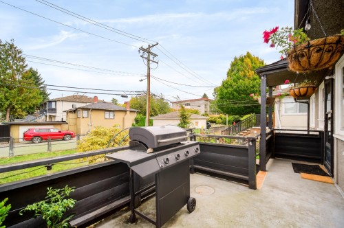 1685 55Th Avenue E, Vancouver, BC 