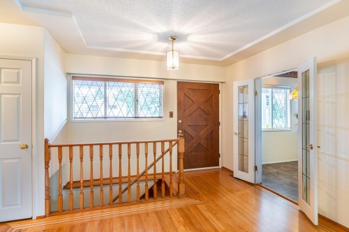 1721 Bowman Avenue, Coquitlam, BC 