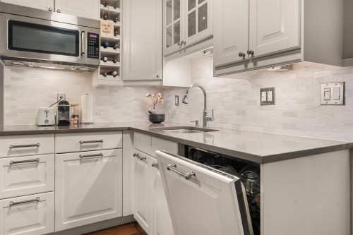 709 Prior Street, Vancouver, BC 