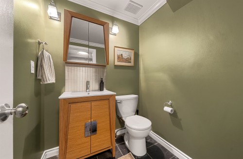 709 Prior Street, Vancouver, BC 