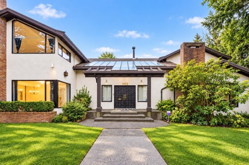 1052 53Rd Avenue W, Vancouver, BC 