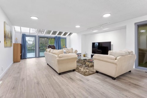 1052 53Rd Avenue W, Vancouver, BC 