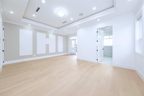 1100 Como Lake Avenue, Coquitlam, BC 