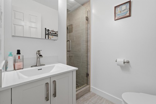2587 Burian Drive, Coquitlam, BC 