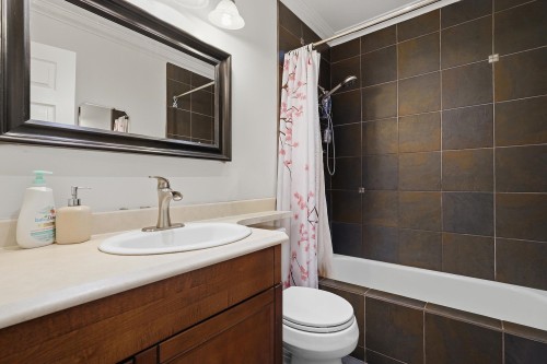 2587 Burian Drive, Coquitlam, BC 