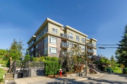 101-11566 224 Street Maple Ridge, BC V2X 9C9