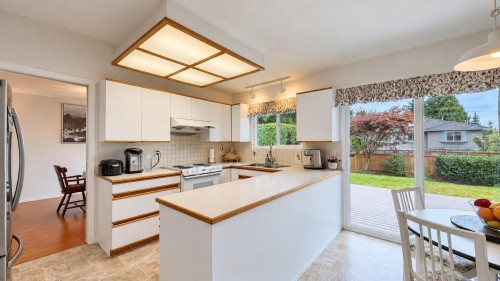 1643 Kerrstead Place, North Vancouver, BC 