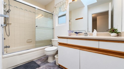 1643 Kerrstead Place, North Vancouver, BC 
