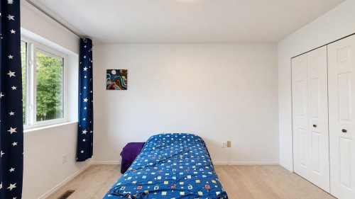 1643 Kerrstead Place, North Vancouver, BC 