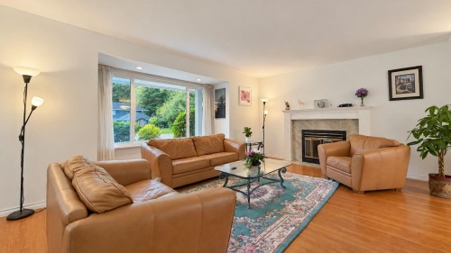 1643 Kerrstead Place, North Vancouver, BC 