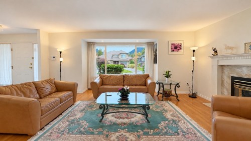 1643 Kerrstead Place, North Vancouver, BC 