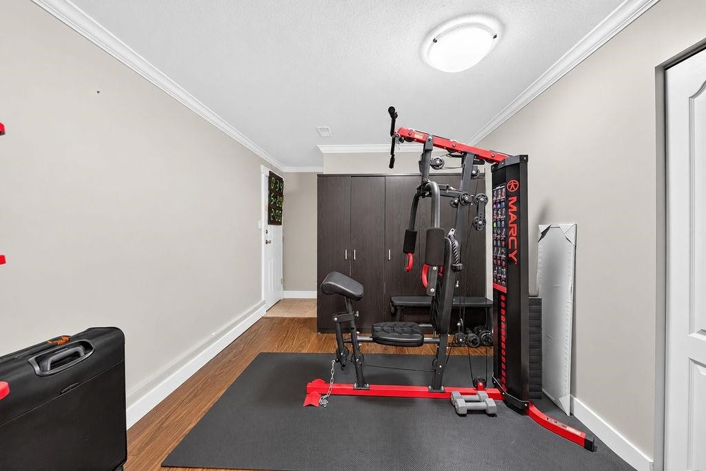 10180 Cornerbrook Crescent, Richmond, BC