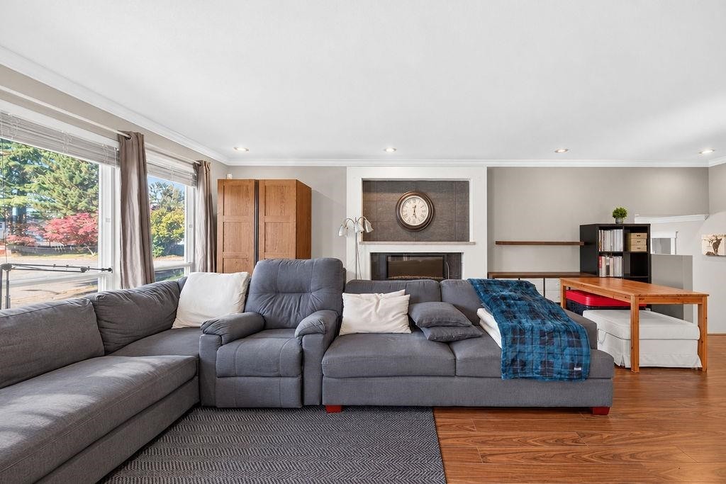 10180 Cornerbrook Crescent, Richmond, BC