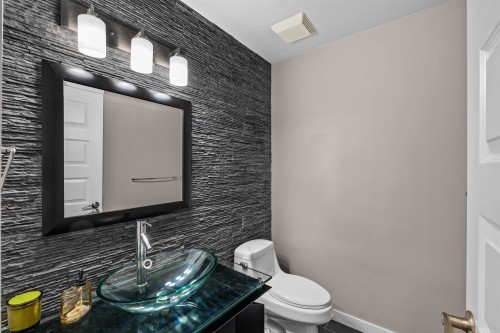 1501 Frederick Road, North Vancouver, BC 