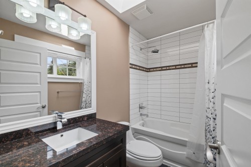 1501 Frederick Road, North Vancouver, BC 