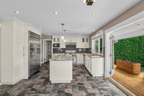 1501 Frederick Road, North Vancouver, BC 