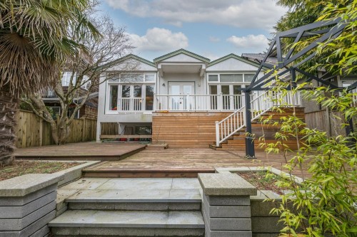 4090 35Th Avenue W, Vancouver, BC 