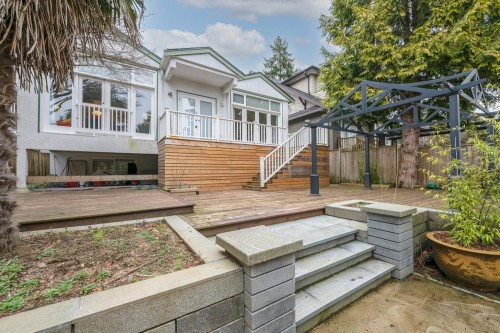 4090 35Th Avenue W, Vancouver, BC 