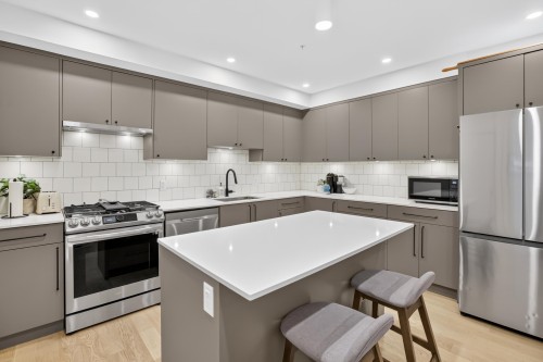 1444 30Th Avenue E, Vancouver, BC 