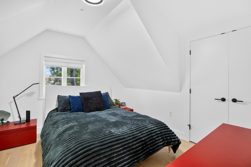 1444 30Th Avenue E, Vancouver, BC 