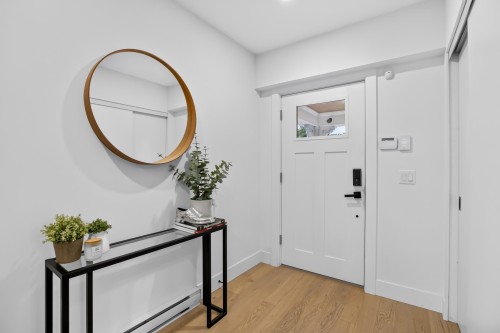 1444 30Th Avenue E, Vancouver, BC 