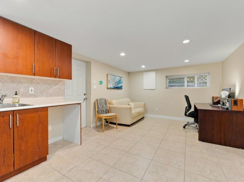3951 Slocan Street, Vancouver, BC 