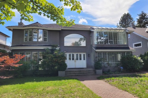 4570 13Th Avenue W, Vancouver, BC 