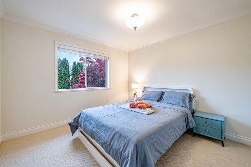 4570 13Th Avenue W, Vancouver, BC 