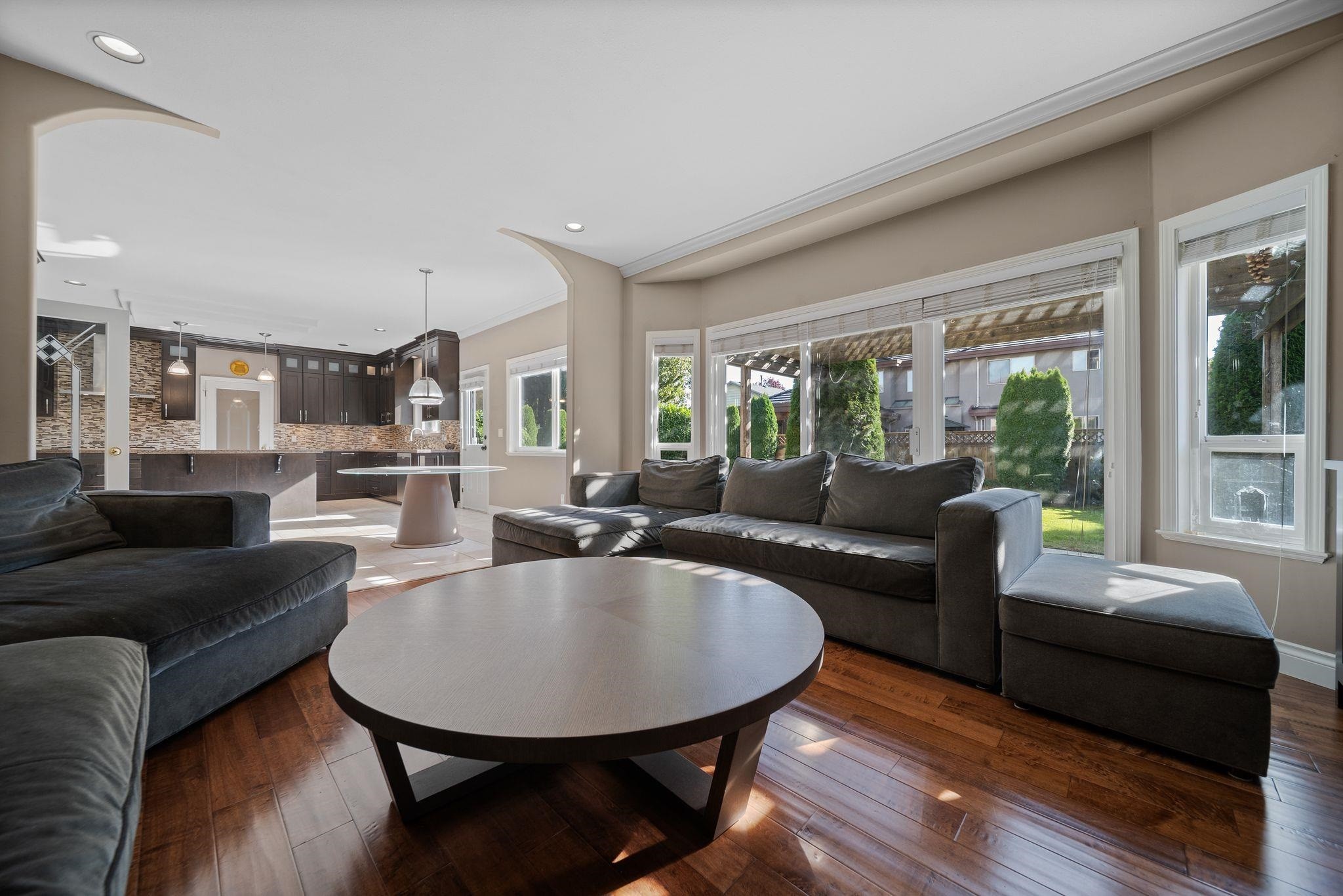 3520 Lamond Avenue, Richmond, BC