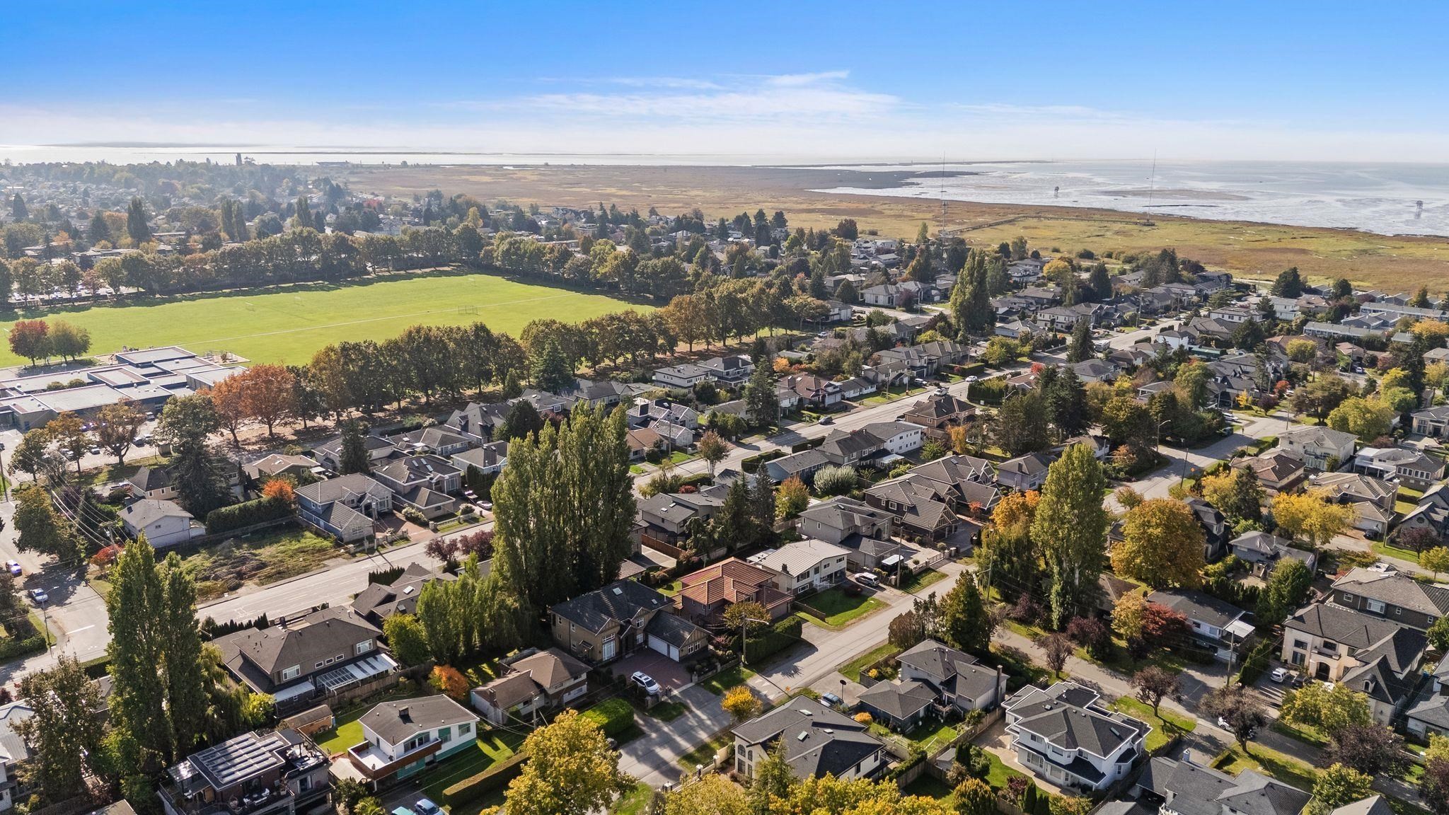 3520 Lamond Avenue, Richmond, BC