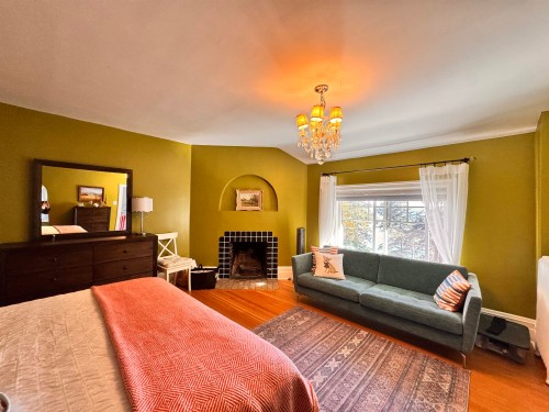 4670 Piccadilly South, West Vancouver, BC 