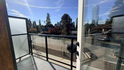 2Xx-715 Ducklow Street, Coquitlam, BC 