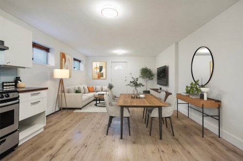 35 15Th Avenue W, Vancouver, BC 