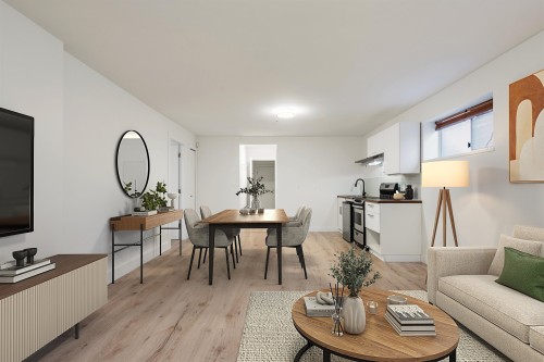35 15Th Avenue W, Vancouver, BC 