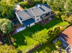 998 Fairway Drive  North Vancouver, BC V7G 1L8