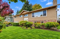1605 Cornell Avenue  Coquitlam, BC V3J 3A2