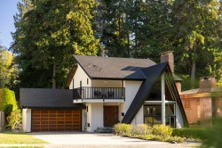 5274 Cliffridge Avenue  North Vancouver, BC V7R 3V4